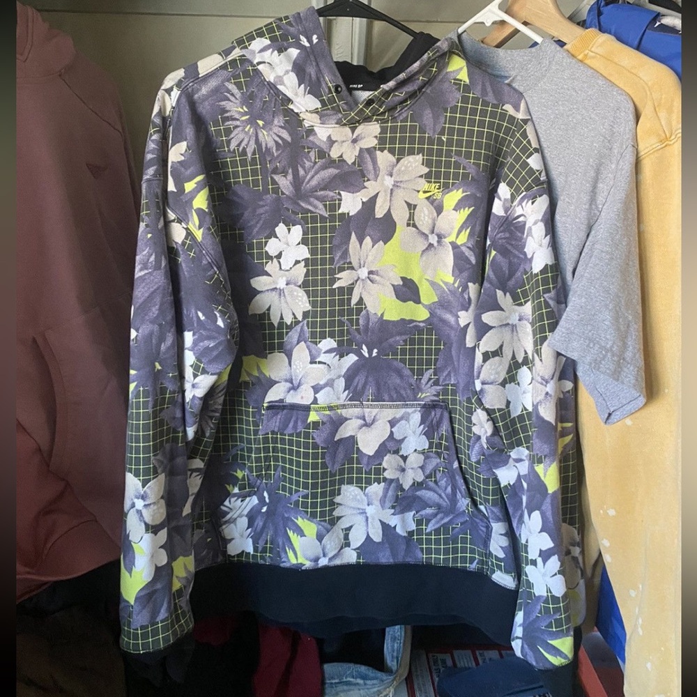 Nike sb floral hoodie